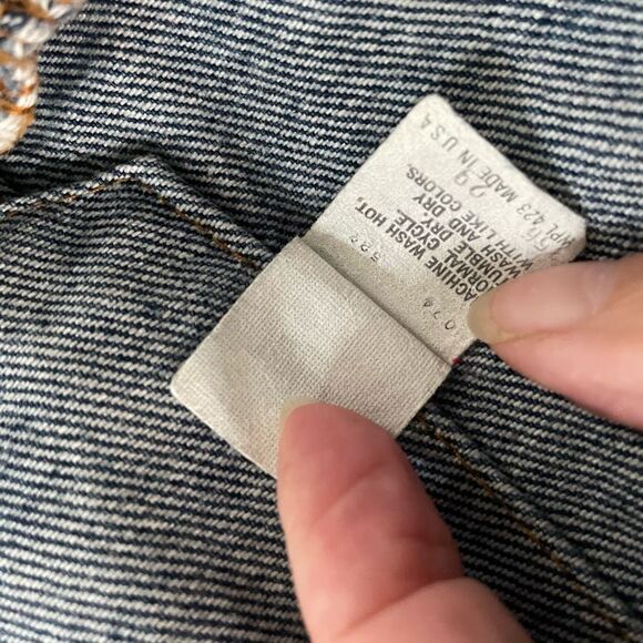 Vintage Levi’s Denim Trucker Jacket 70506 Made in USA Red Tab 40 - Picture 9 of 9